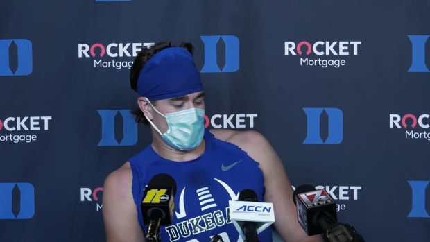 2021-22 FB Pressers Pre UNC - Bobo